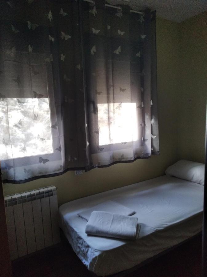 Albergue Santa Barbara Aliaga 外观 照片