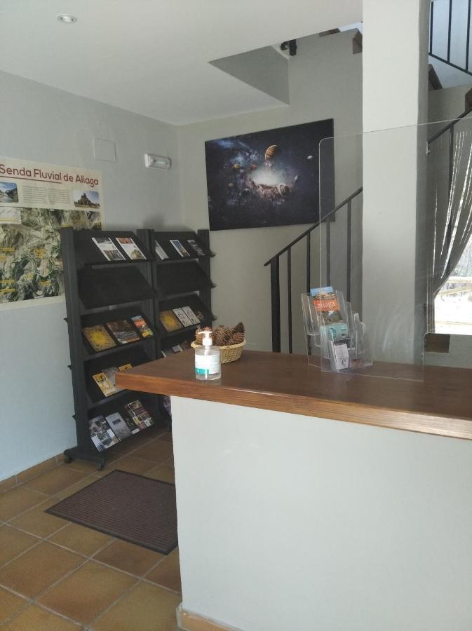 Albergue Santa Barbara Aliaga 外观 照片